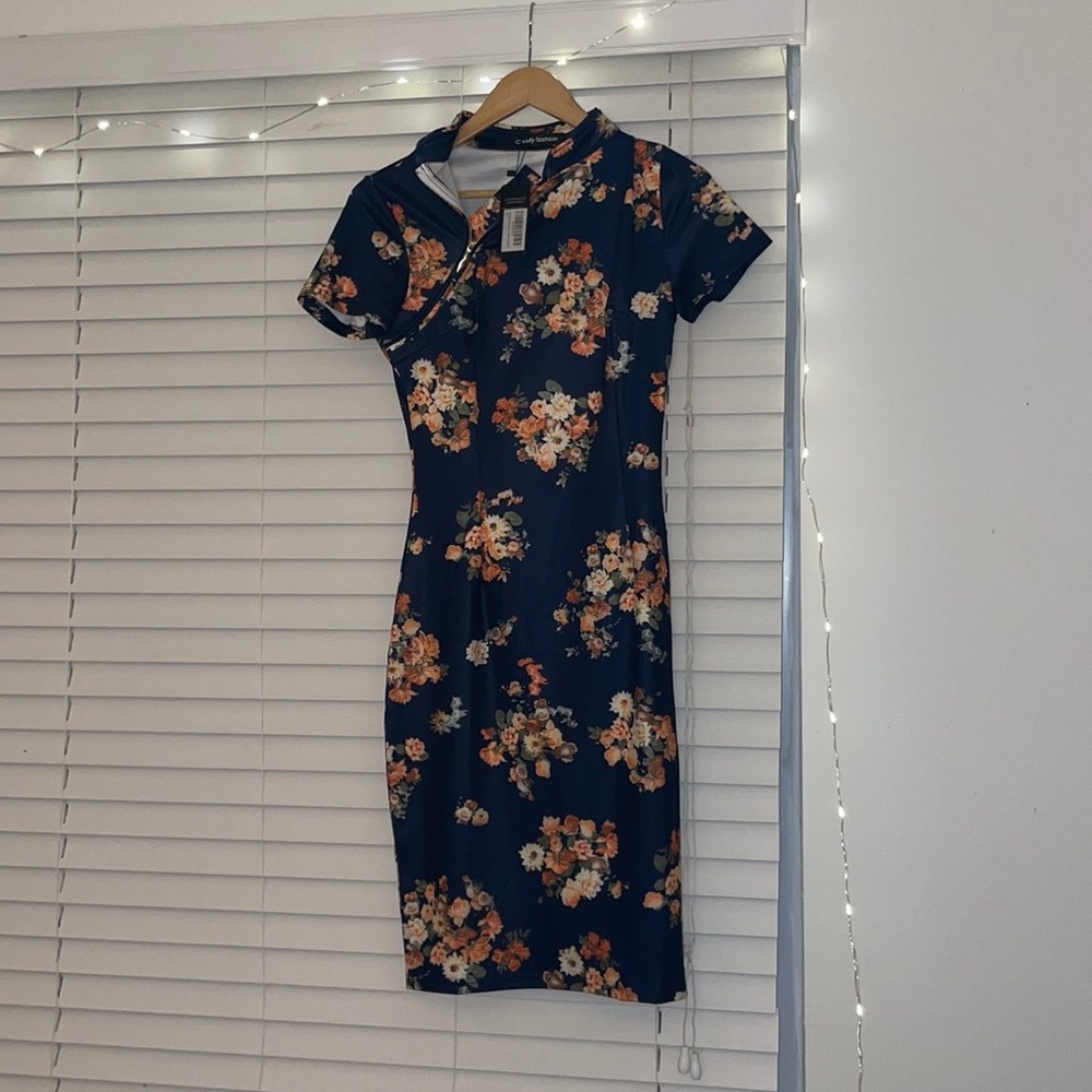 Size small floral dress